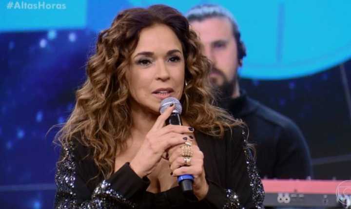 A cantora Daniela Mercury no “Altas Horas”