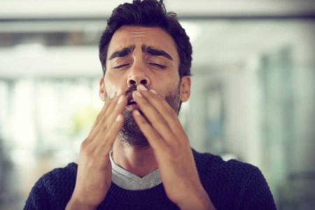 “Prender” espirro pode ser prejudicial à saúde