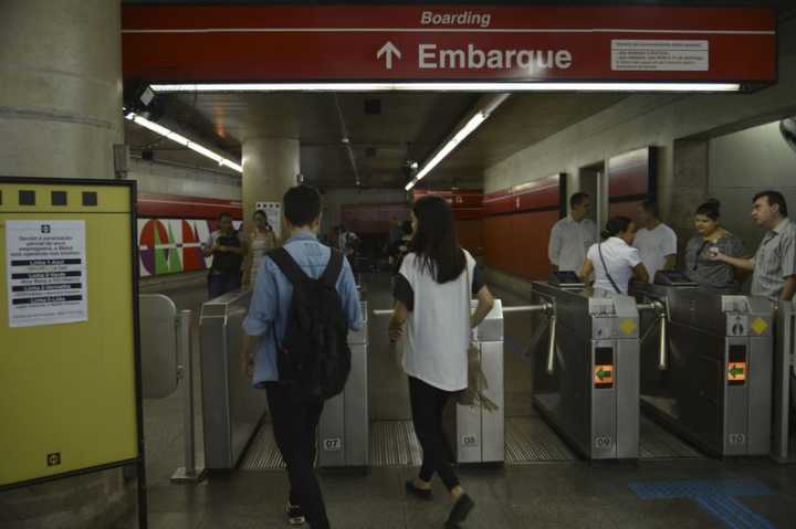Paralisação dos metroviários em protesto contra a privatização da linha 5 Lilás do metrô e 17 Ouro de monotrilho