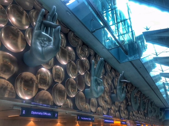 Detalhes da decoração do aeroporto de Nova Délhi