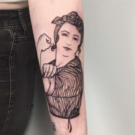 Girl Power: 32 tatuagens feministas para inspirar e empoderar