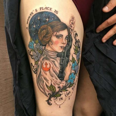 Girl Power: 32 tatuagens feministas para inspirar e empoderar