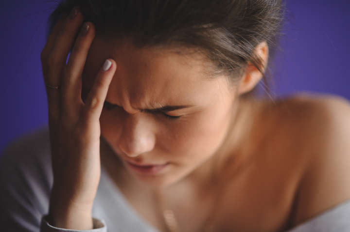 “A dor de cabeça já é um sinal de que algo no corpo não está bem”, explica médica