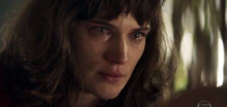 Clara (Bianca Bin) em “O Outro Lado do Paraíso”