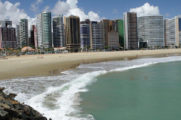 Fortaleza recebe os visitantes com belas praias, vida noturna animada e muita riqueza cultural