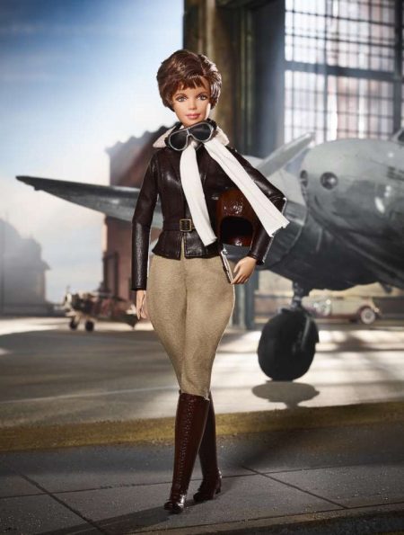 Amelia Earhart, pioneira da aviação norte-americana