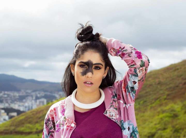 Mariana Mendes em ensaio fotográfico