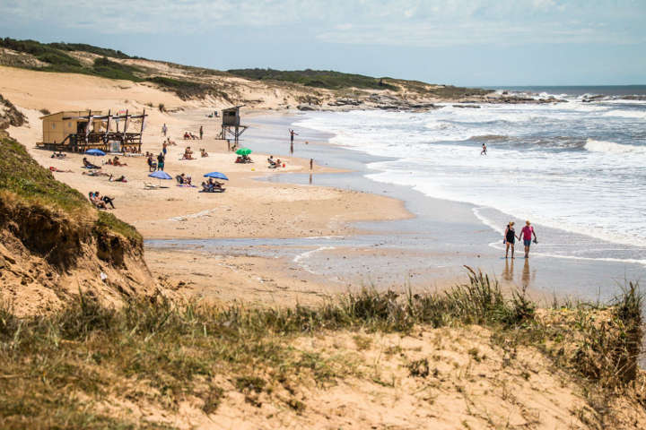 Ainda um povoado de pescadores, Punta del Diabo a 210 quilômetros de Montevidéu,