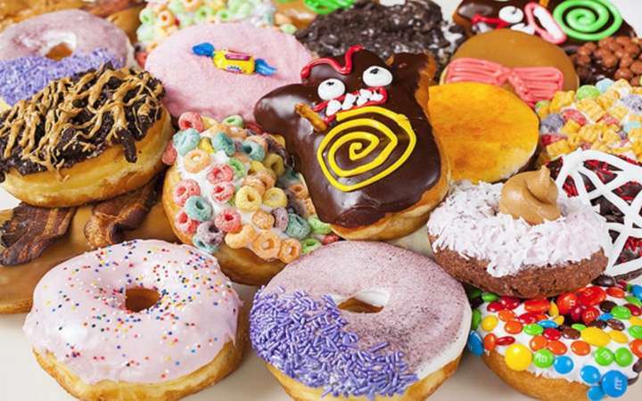 No cardápio da Voodoo Doughnut, em Orlando, serão cerca 50 sabores e formatos diferentes de donuts