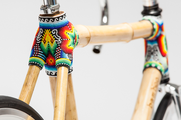 Os modelos da bike de bambu vêm com detalhes artísticos mexicanos