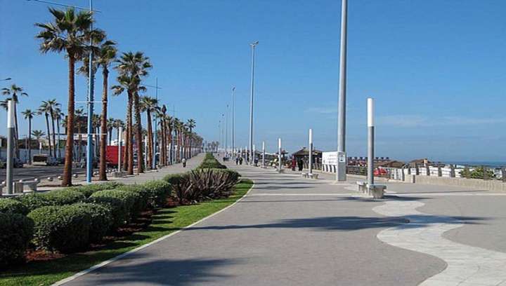 O calçadão La Corniche, na orla de Casablanca