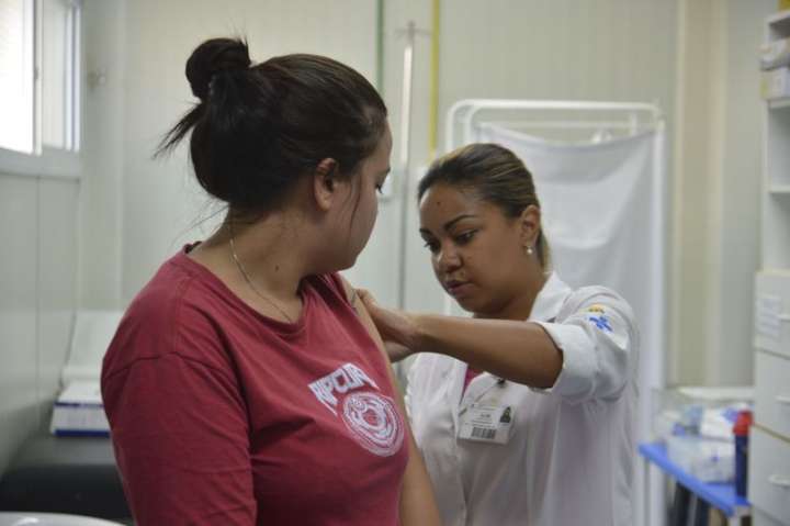 Vacinação ocorre em todas as UBSs da capital paulista