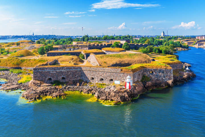 Vista da Fortaleza de Suomenlinna, uma das atrações de Helsinki, capital da Finlândia