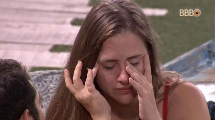 BBB 18: Patrícia chora após Kaysar optar pela amizade entre eles