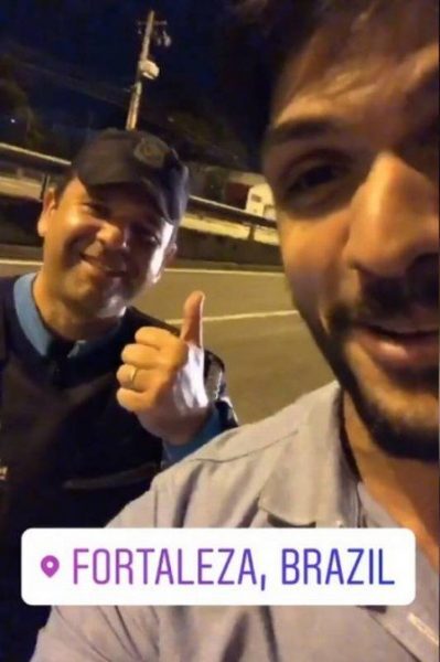 Policia parou Lucas Fernandes para tirar foto