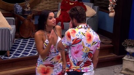 Breno e Paula se desentendem no BBB 18