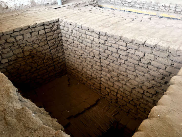 A Huaca de la Luna passou por pelo menos seis fases de construção, abrangendo quase 600 anos