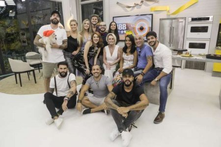 Ex-BBBs se encontram no ‘Mais Você’