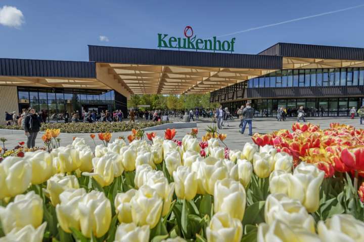 Entrada do Keukenhof, o maior campo de tulipas do mundo, na Holanda