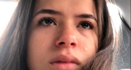 Maisa Silva chorou por causa de enxaqueca