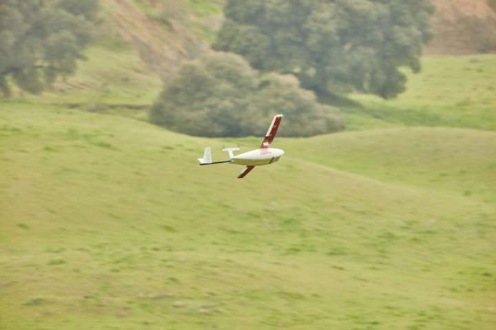 O drone faz entregas a distâncias de até 75 km