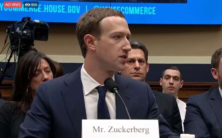 Mark Zuckerberg se desculpou novamente pelo caso Cambridge Analytica