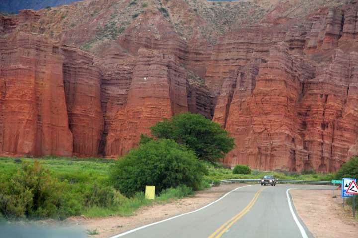 E aí o outro carro entrou na contramão (Ruta 68, Argentina)