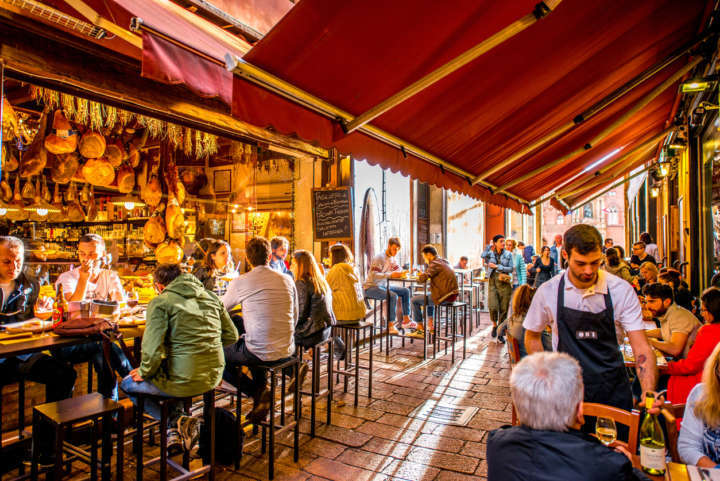 Bolonha é considerada a “capital gastronômica da Itália 