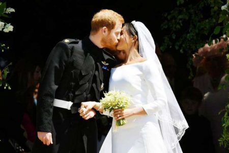 Meghan Markle retira dos votos reais do casamento a palavra “obedecer”