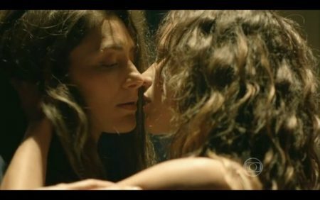 Maria Fernanda Cândido e Paolla Oliveira em “Felizes Para Sempre?”