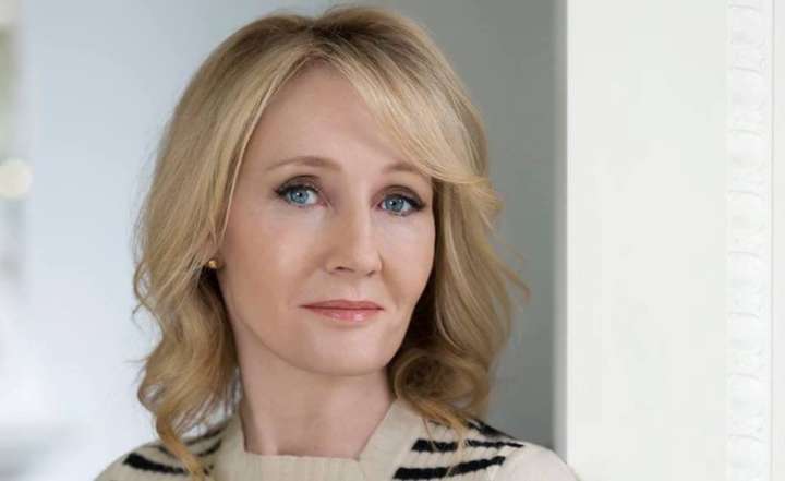 JK Rowling pede desculpas aos fãs por ter matado Dobby de “Harry Potter”
