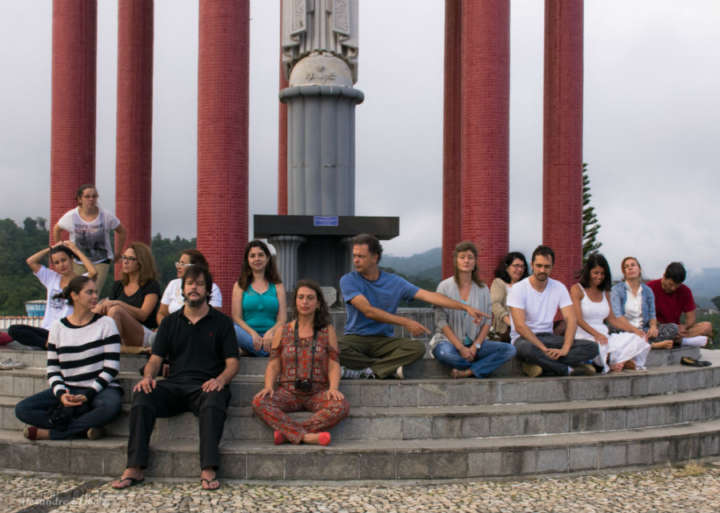 A Meditação da Lua Cheia acontece no Trono de Fátima, em Petrópolis