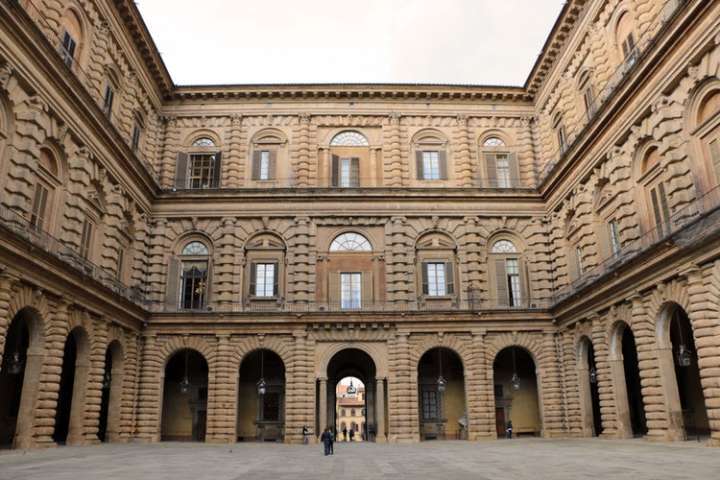 Área interna do Palazzo Pitti