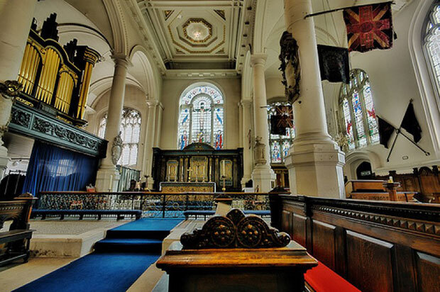 Interior da Igreja do Santo Sepulcro, em Londres