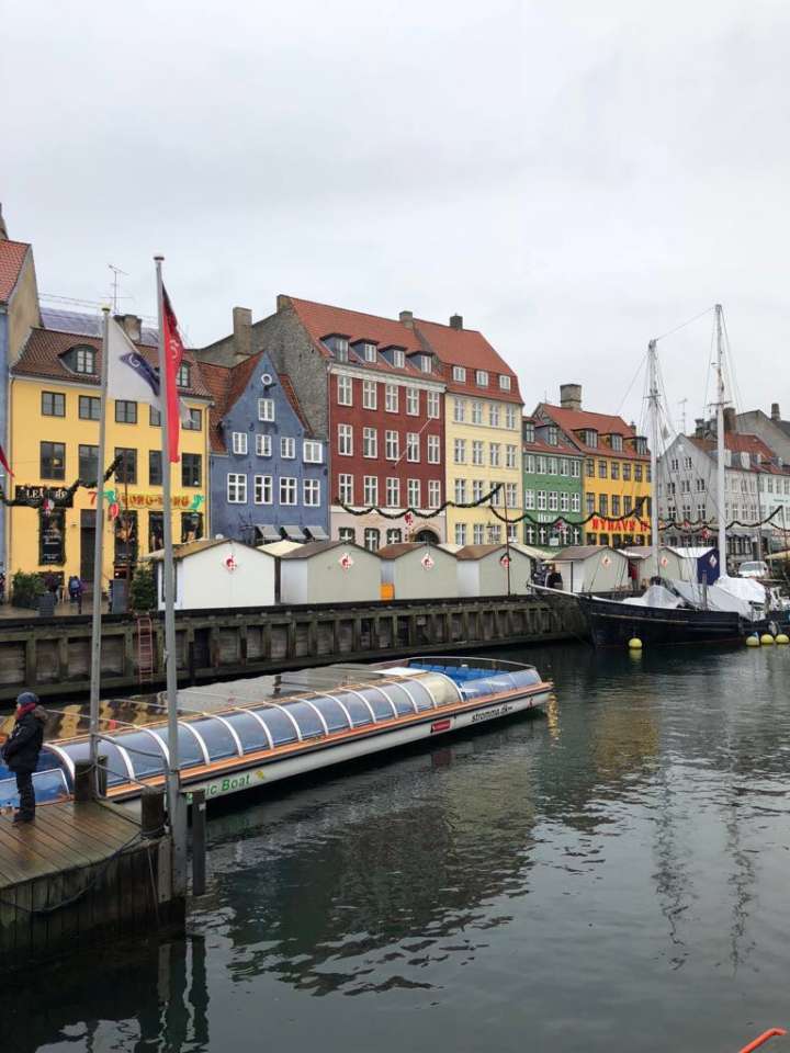 Vista do porto de Nyhavn