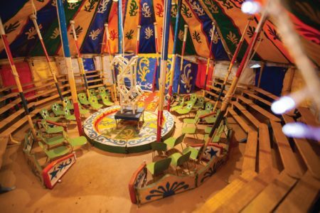 Maquete de um circo exposta no Centro de Memória do Circo, acervo Mestre Maranhão