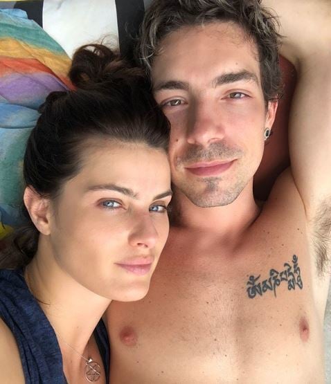 Di Ferrero e Isabeli se conheceram após participação no Altas Horas