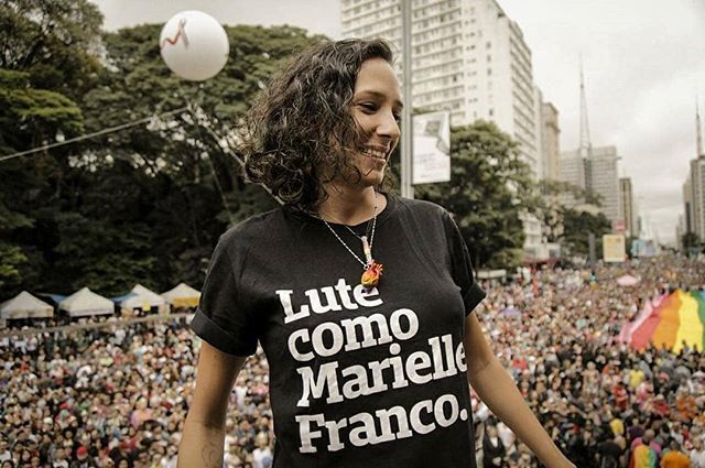 A arquiteta Mônica Benício na Parada do Orgulho LGBT em São Paulo