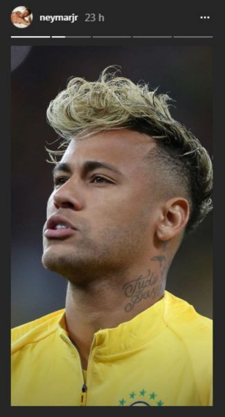 Neymar antes de cortar o cabelo