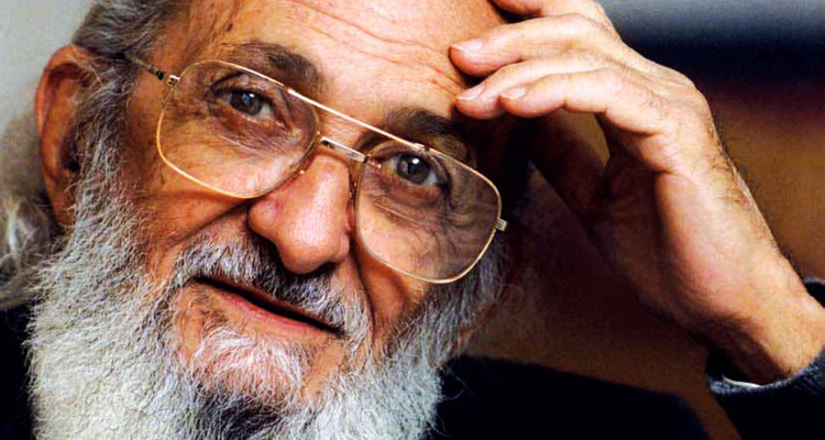 Paulo Freire é considerado um dos mais importantes pensadores da história da pedagogia