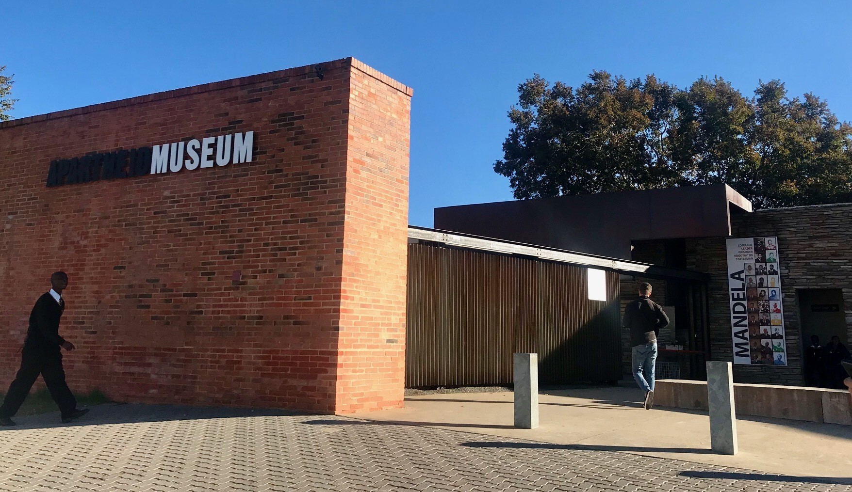 Entrada do Museu do Apartheid, em Joanesburgo