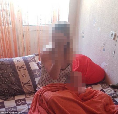 Mãe acordou com a polícia em sua casa e ficou sabendo que seu marido estuprava a própria filha de 8 meses