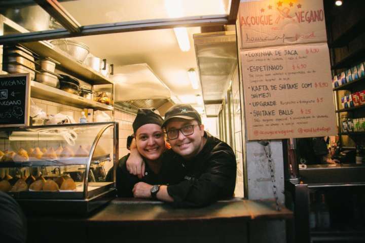 Os chefs Michelle Rodriguez e Chef Celso Fortes