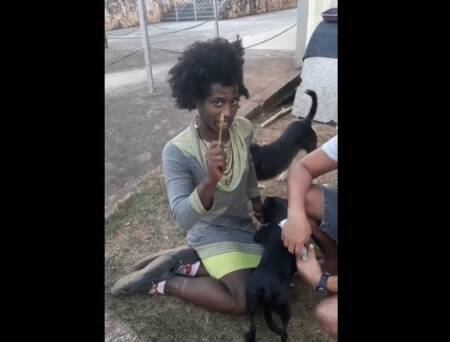 Vídeo gravado com a Adriana teve mais de dois milhões de visualizações, e foi assistido em países como Angola, Portugal e EUA