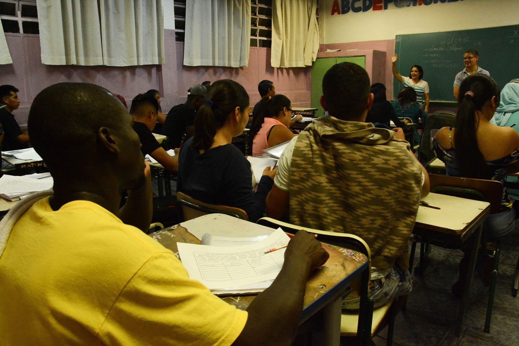 Cerca de 135 alunos aprendem português em São Mateu