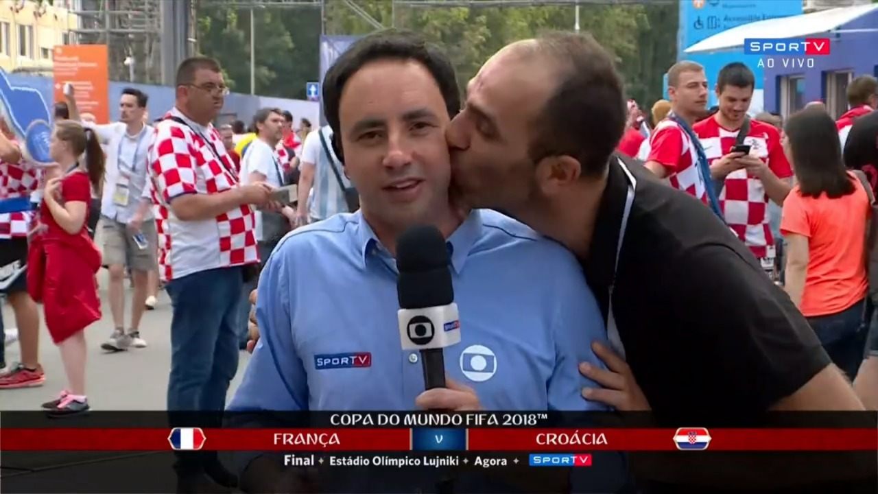 Pedro Bassan recebe beijo inesperado e agradece