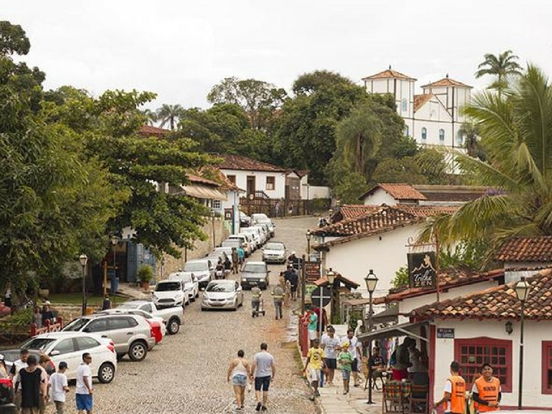 Em Pirenópolis, procure pela Rua do Lazer para comer comidas típicas