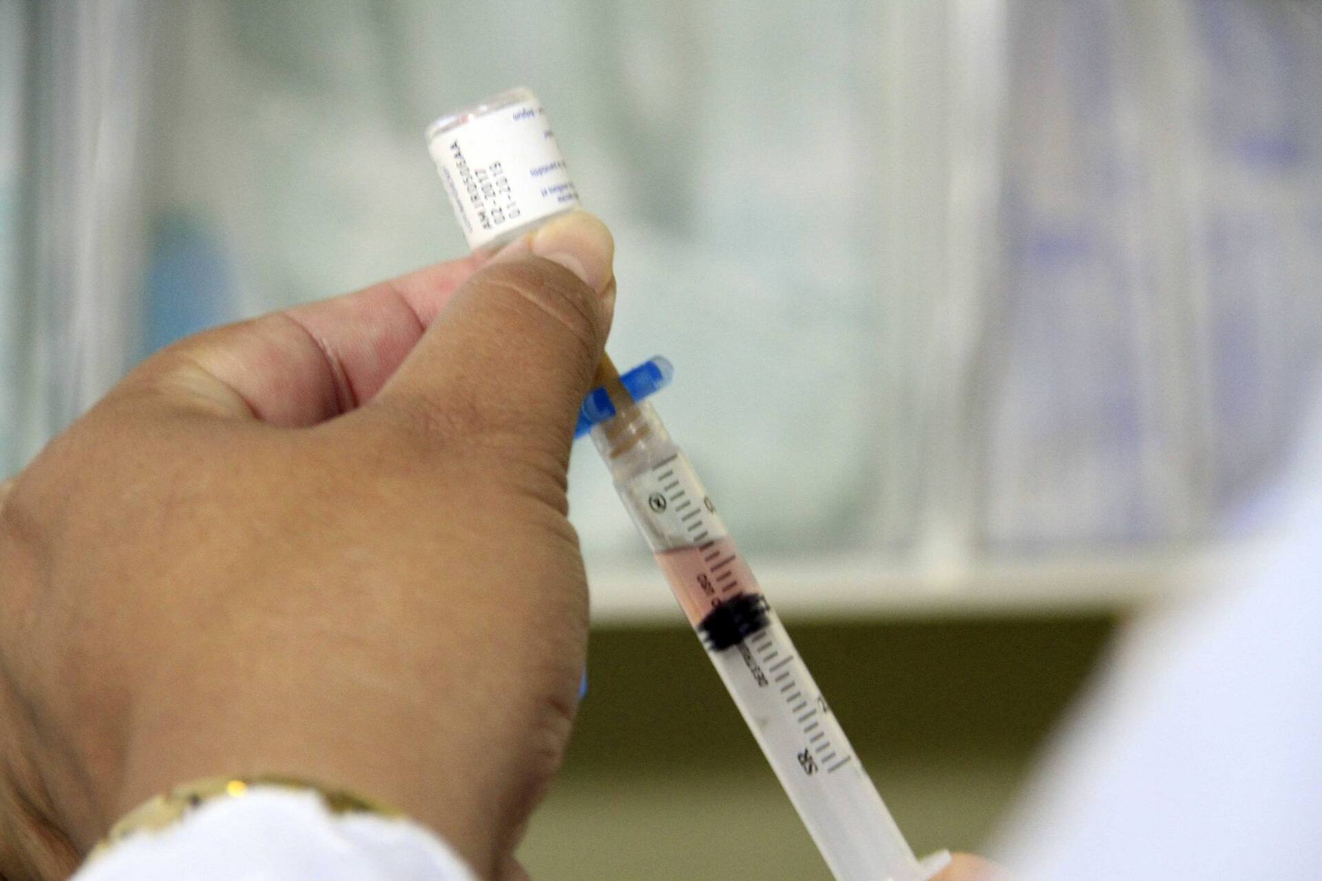 Vacina contra o sarampo está disponível nos postos de saúde