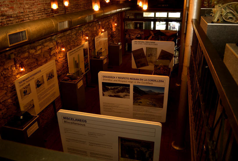 Interior do museu dedica à memória das 29 pessoas que morreram no acidente aéreo que ocorreu na Cordilheira dos Andes em 1972