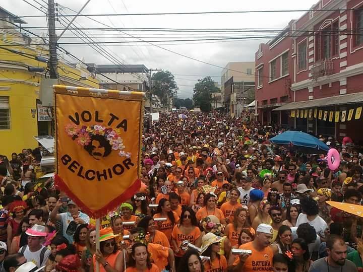 Desfile do Bloco Volta Belchior, em Belo Horizonte